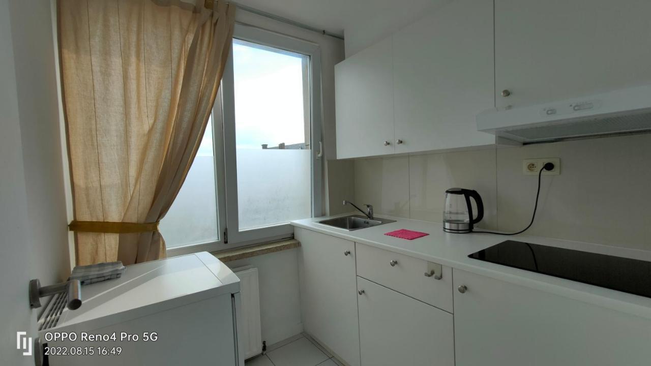 Mooi Slaapkamer! Proper En Compact Place Voor 3 Антверпен Экстерьер фото