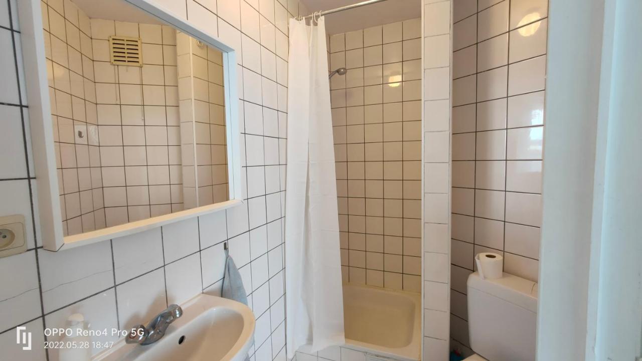 Mooi Slaapkamer! Proper En Compact Place Voor 3 Антверпен Экстерьер фото